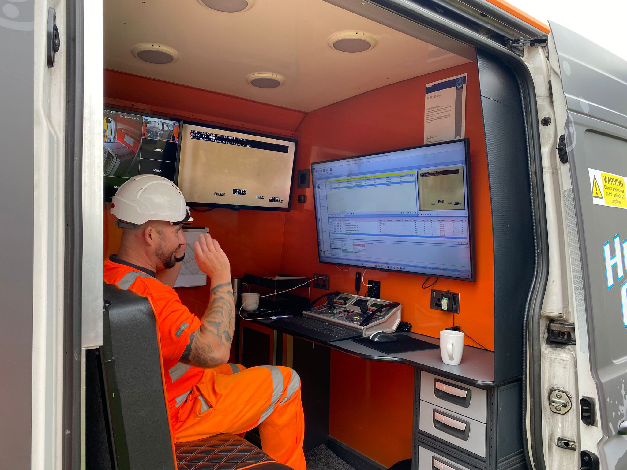 Confined space drainage team at London site